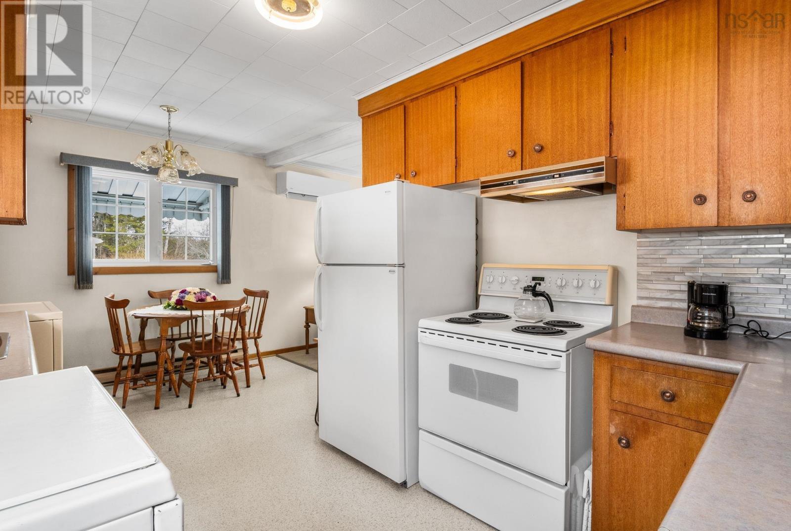 Property 27 of 45 of 1140 Highway 331