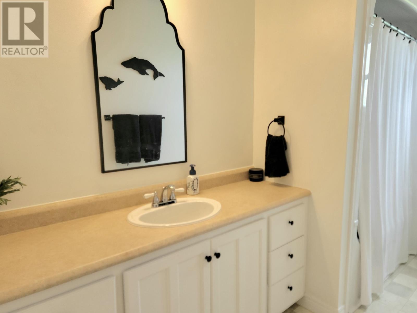 147 LANTERN HILL DRIVE - 20