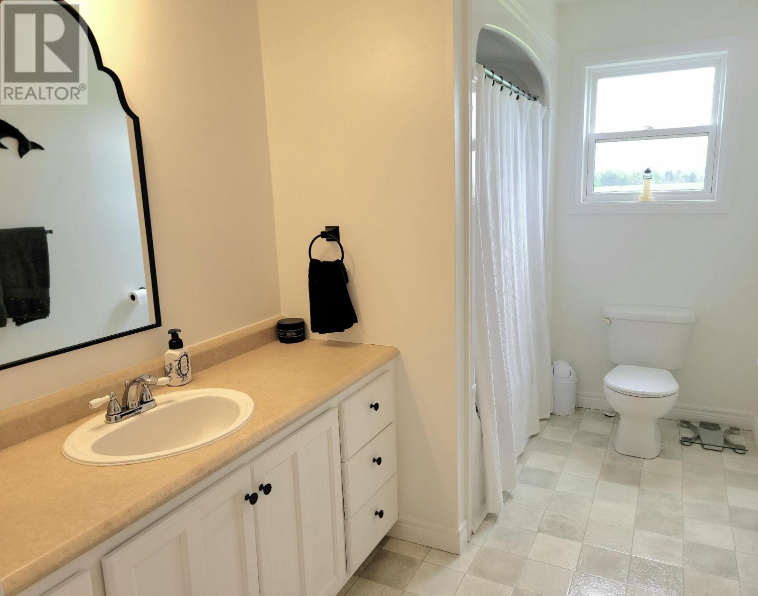 147 LANTERN HILL DRIVE - 21