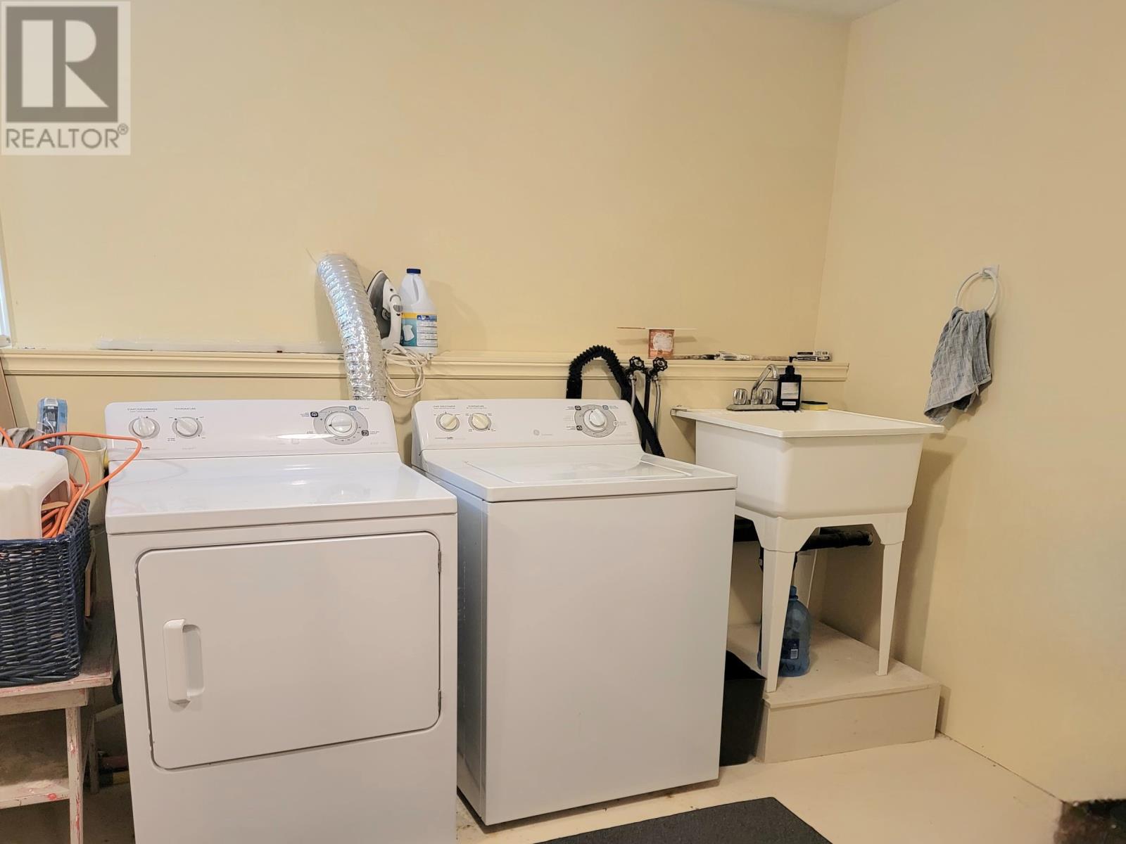 147 LANTERN HILL DRIVE - 31