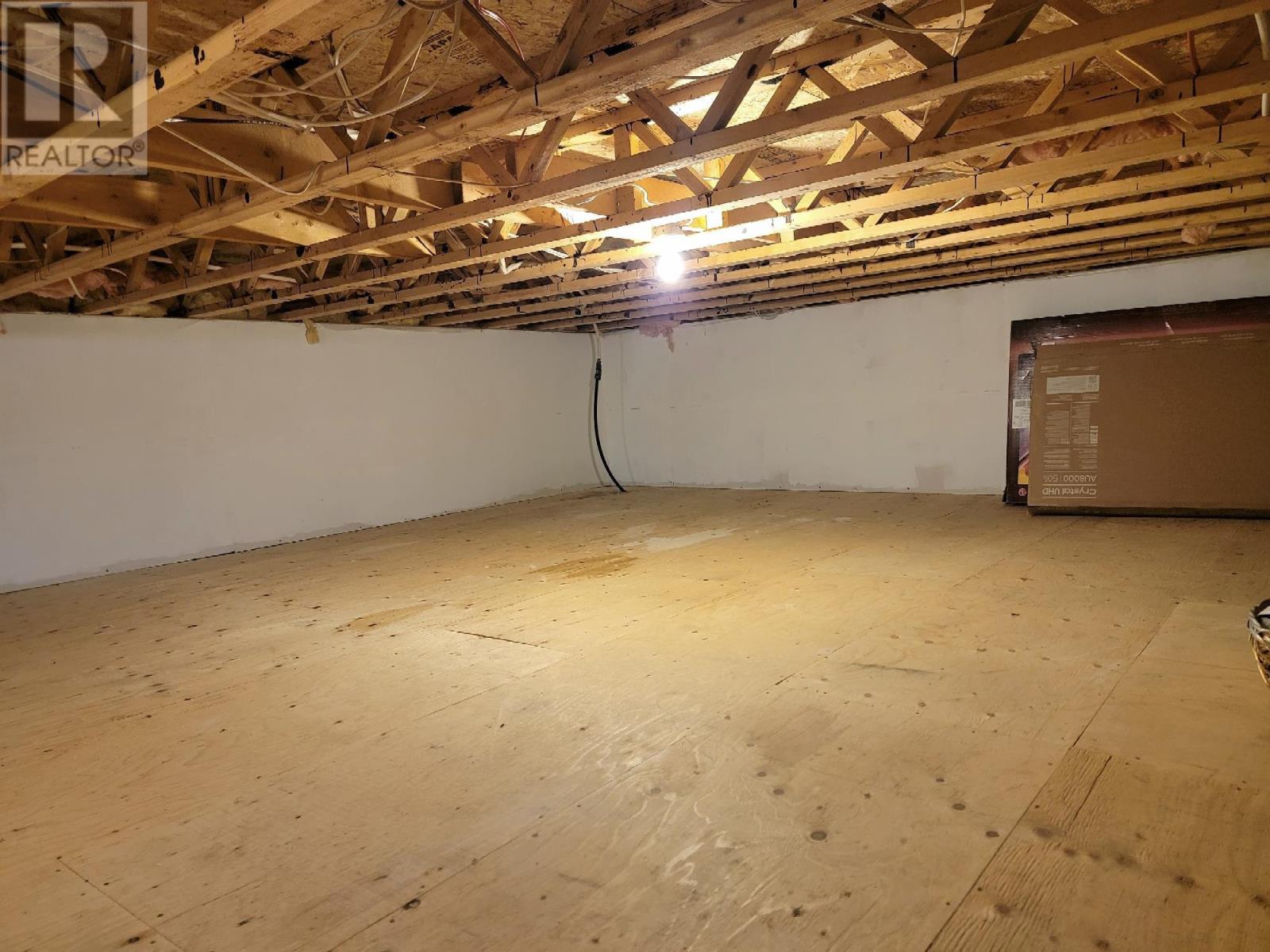 147 LANTERN HILL DRIVE - 34