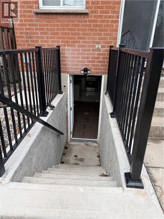 276 BELMORAL Avenue N Unit# Lower