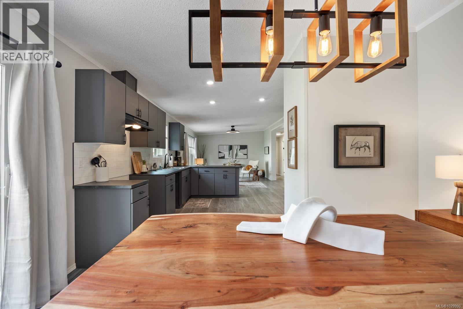 #72 1160 SHELLBOURNE BLVD - 14