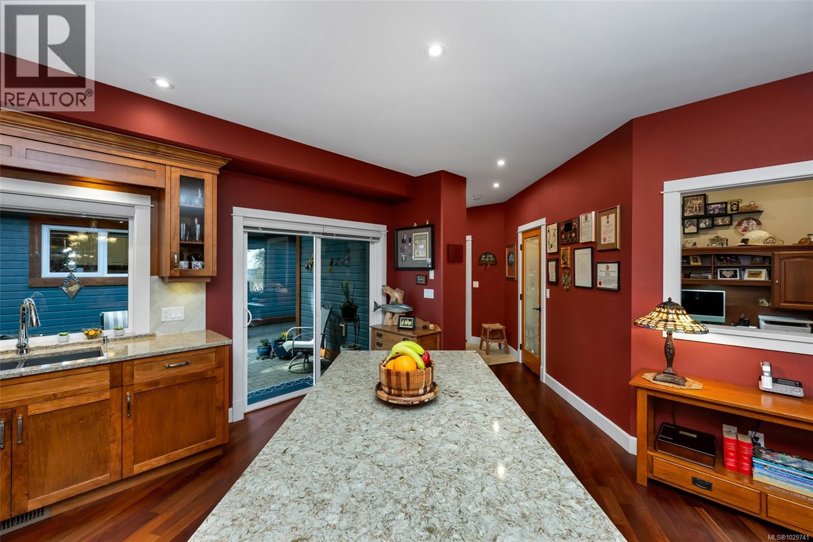 3233 CHANNEL BLVD - 29