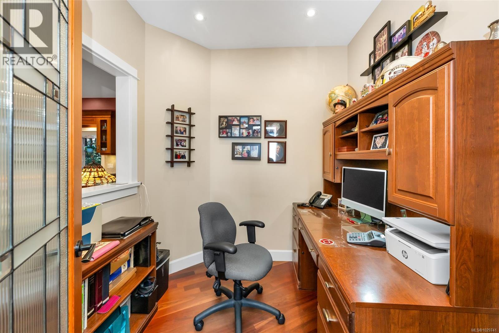 3233 CHANNEL BLVD - 33