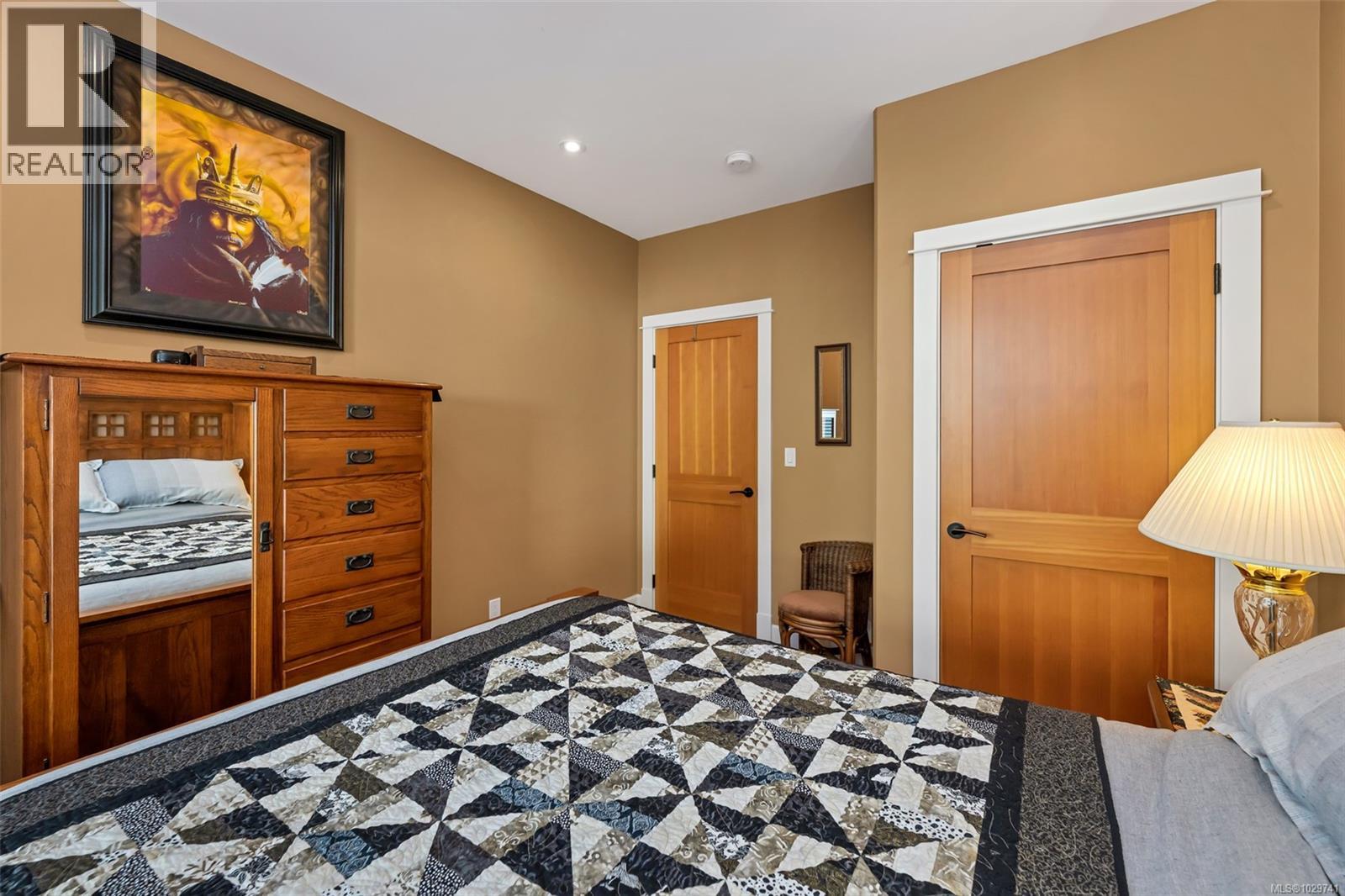 3233 CHANNEL BLVD - 41