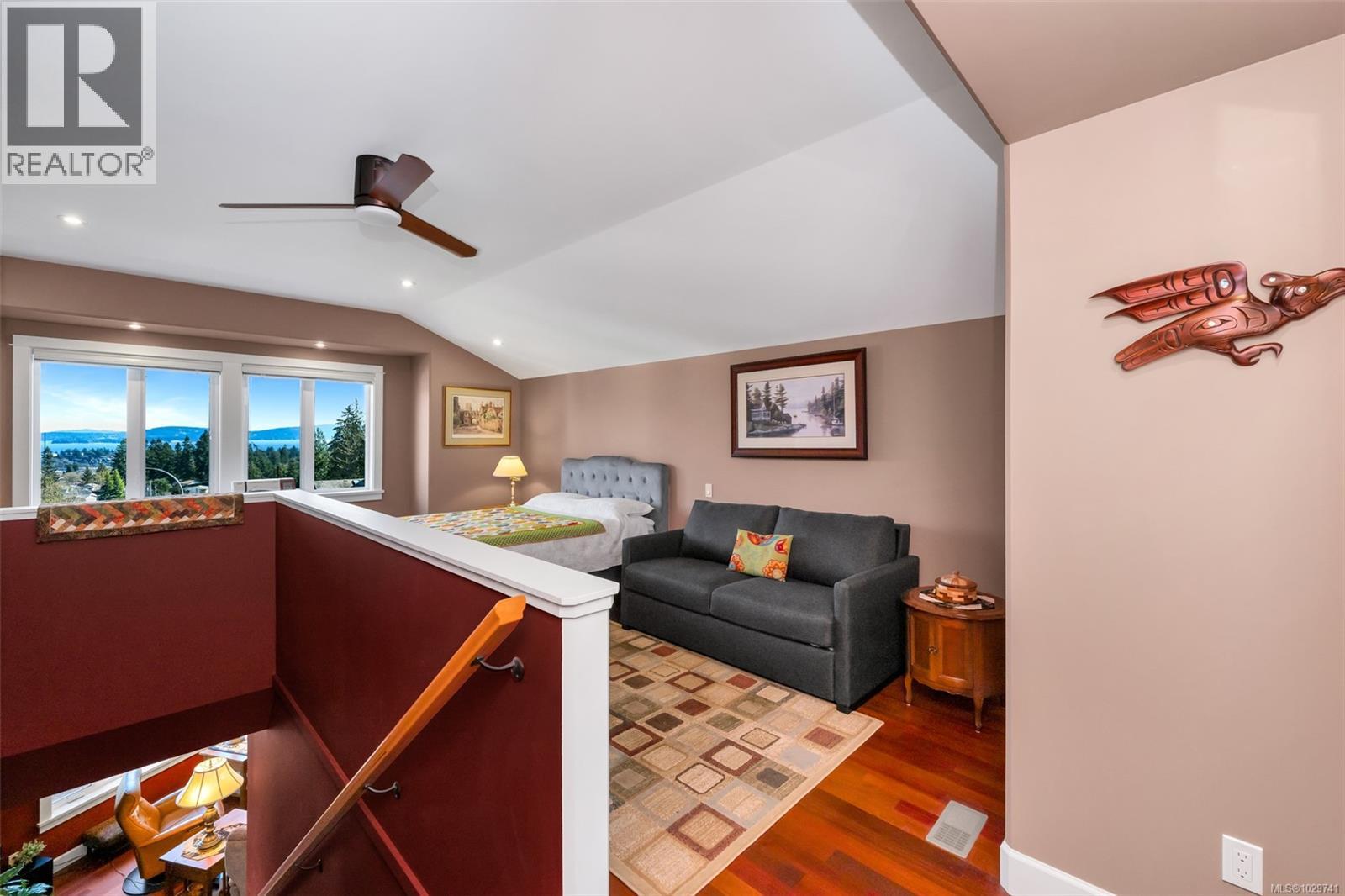 3233 CHANNEL BLVD - 44