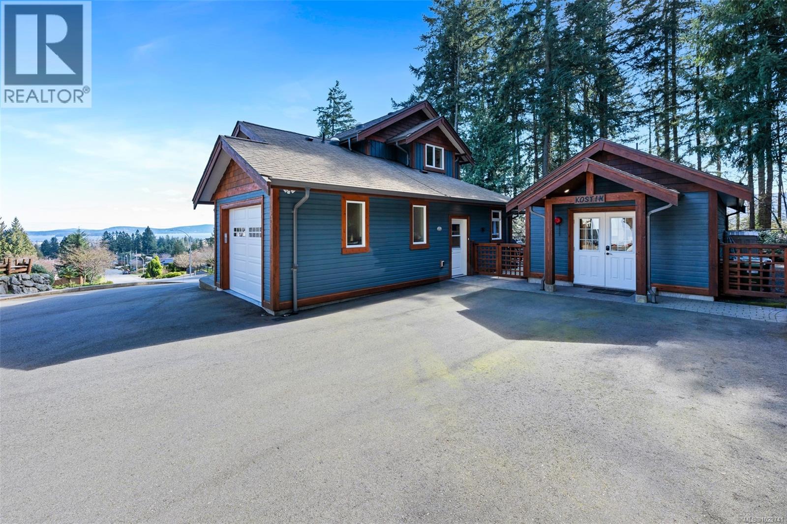 3233 CHANNEL BLVD - 70