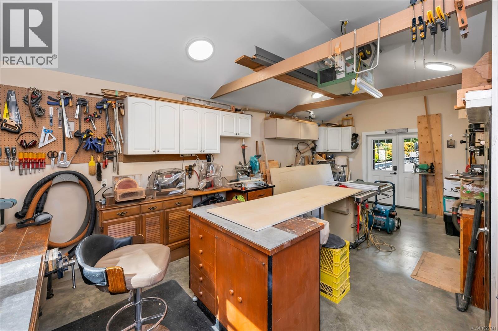 3233 CHANNEL BLVD - 72