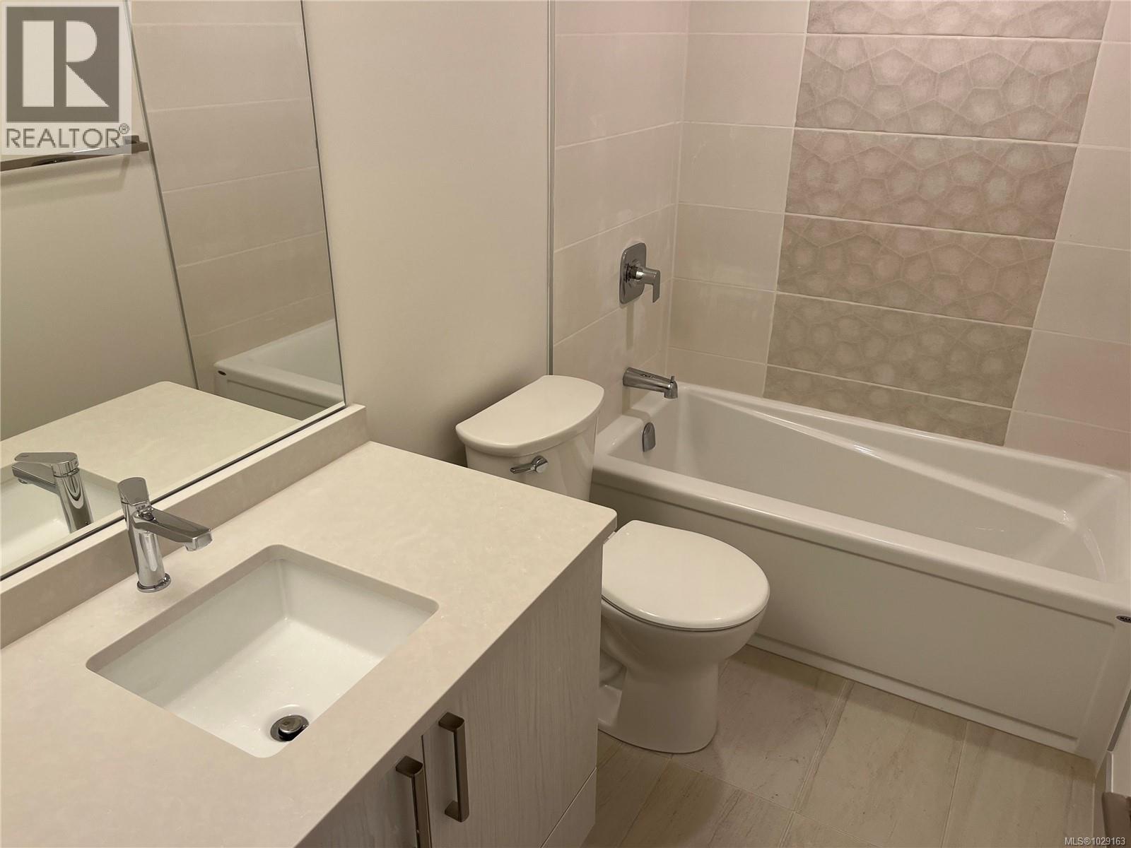 #103 147 HALIBURTON ST - 11