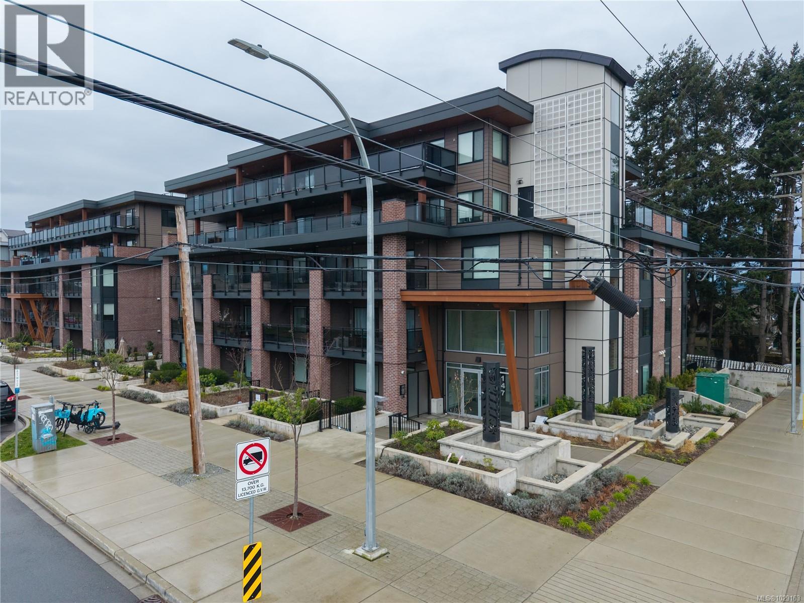 #103 147 Haliburton St - 19
