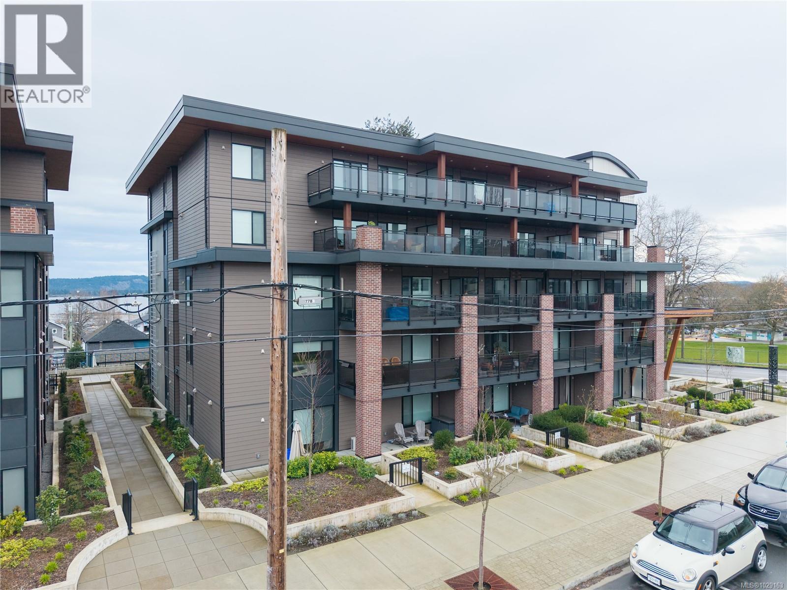 #103 147 Haliburton St - 20