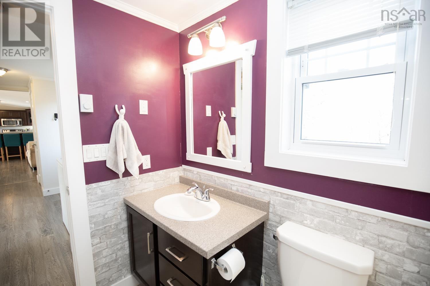 Property 4 of 36 of 6869 HIGHWAY 2