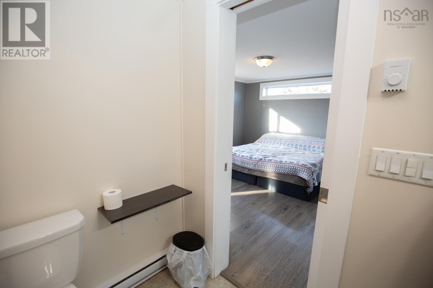 Property 30 of 36 of 6869 HIGHWAY 2