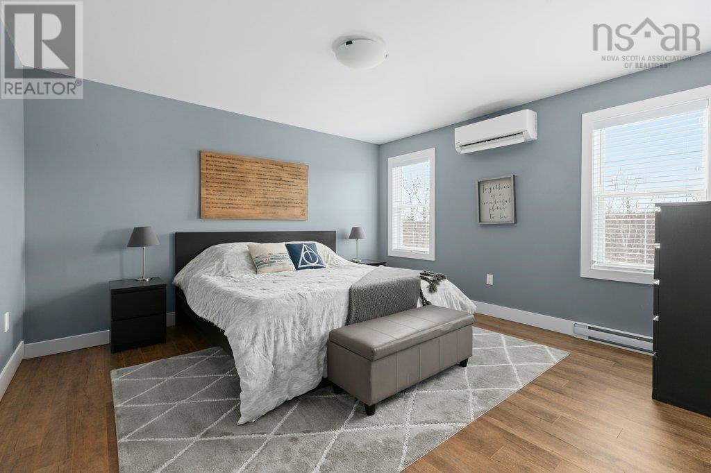 Property 17 of 35 of 355 Alabaster Way