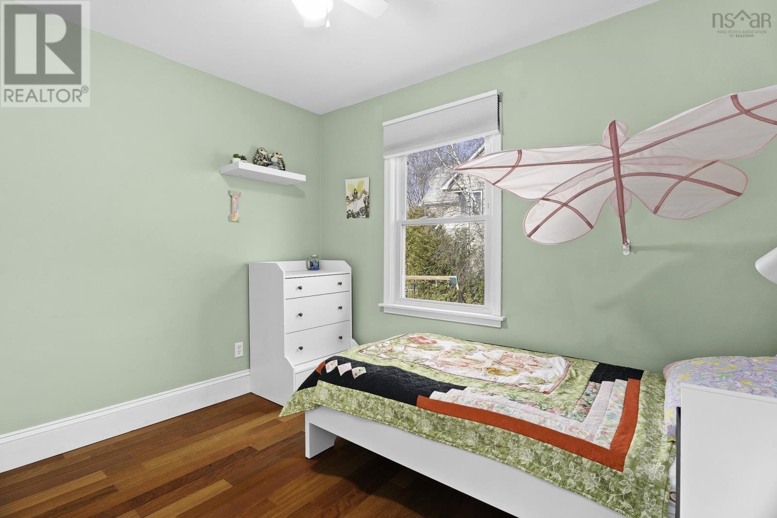 Property 27 of 45 of 20 View Street