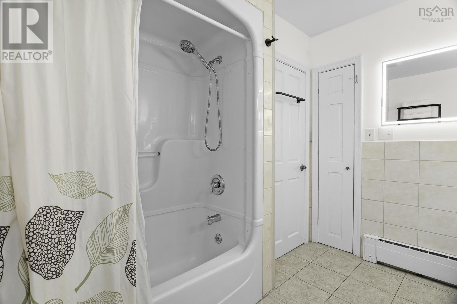 Property 31 of 45 of 20 View Street