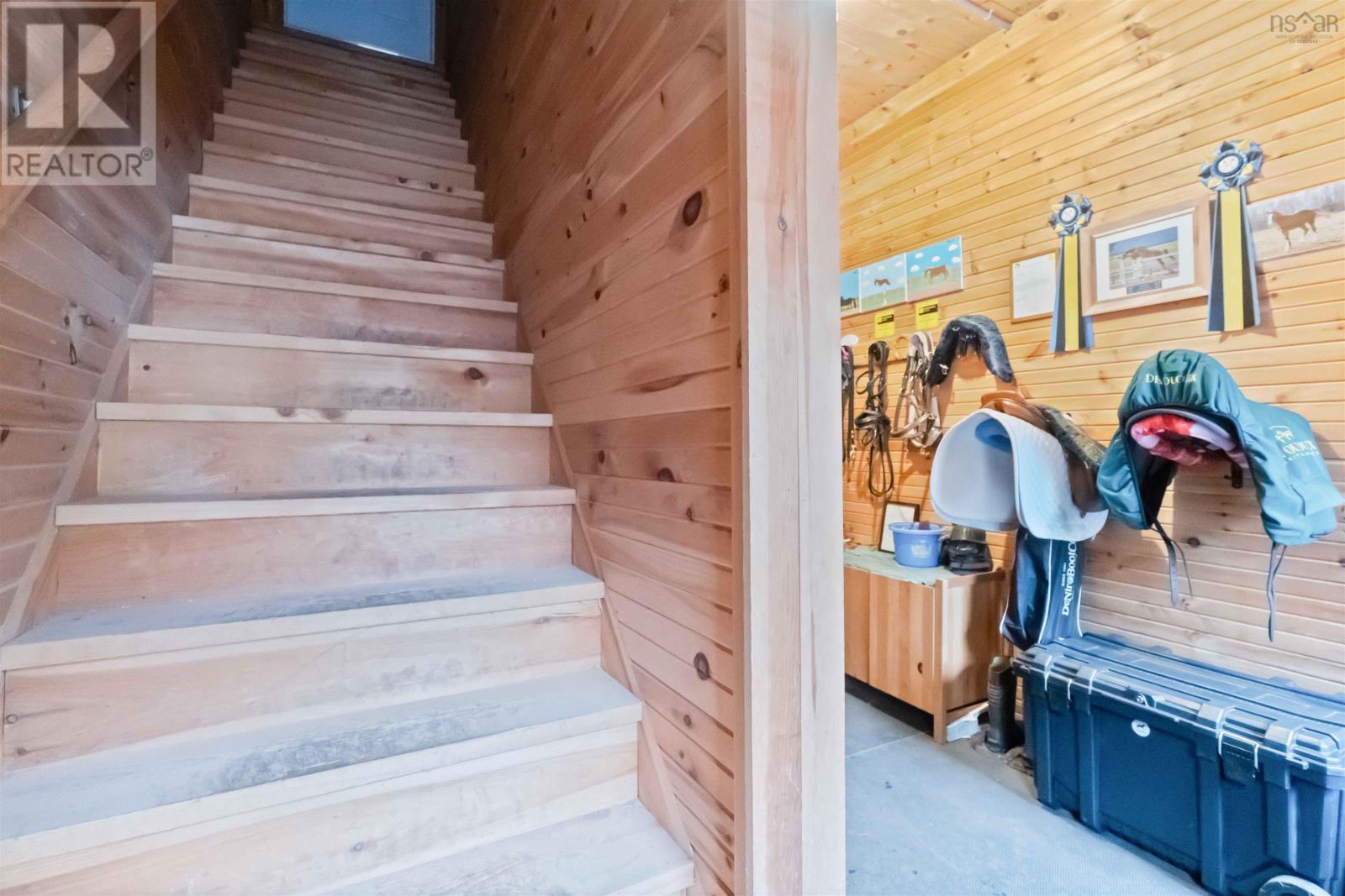 Property 4 of 42 of 822 Cleveland Road