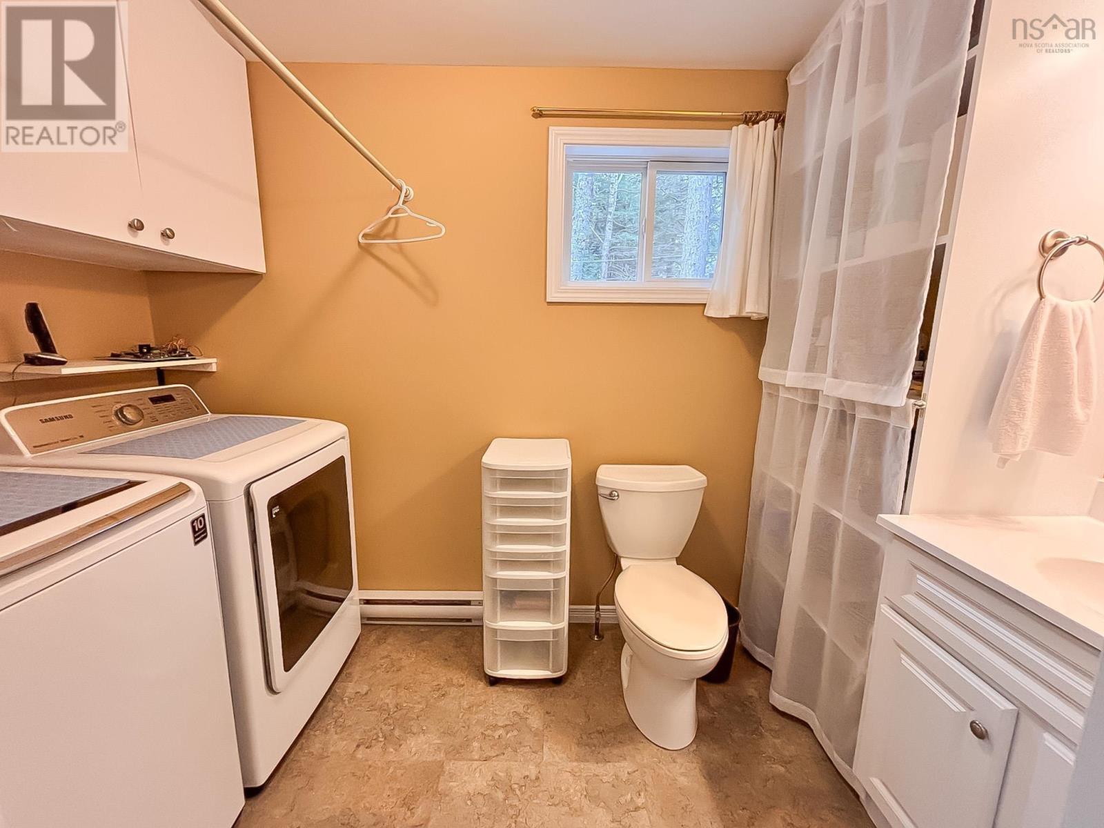 Property 25 of 44 of 54 Charlotte Lane