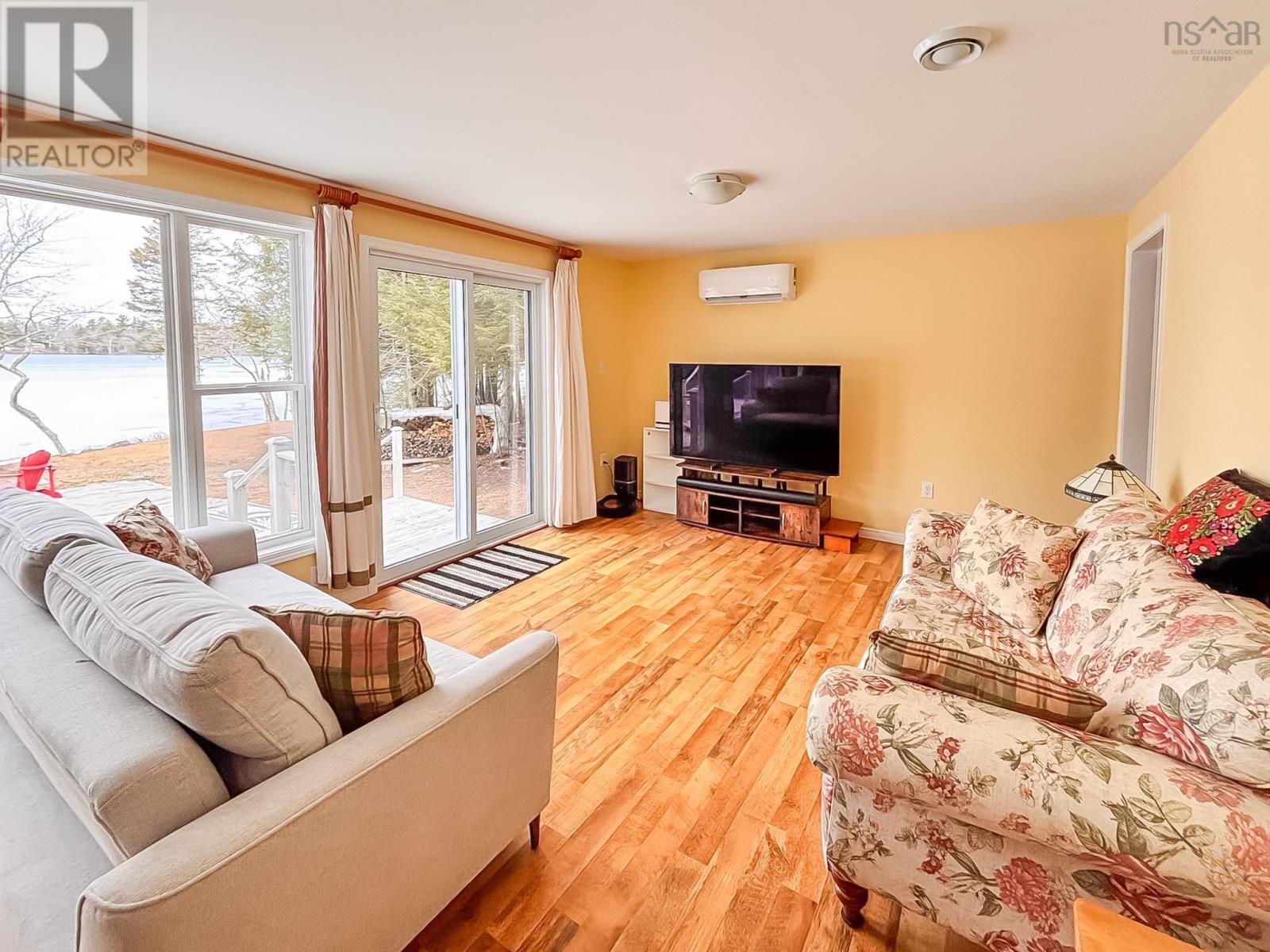 Property 4 of 44 of 54 Charlotte Lane