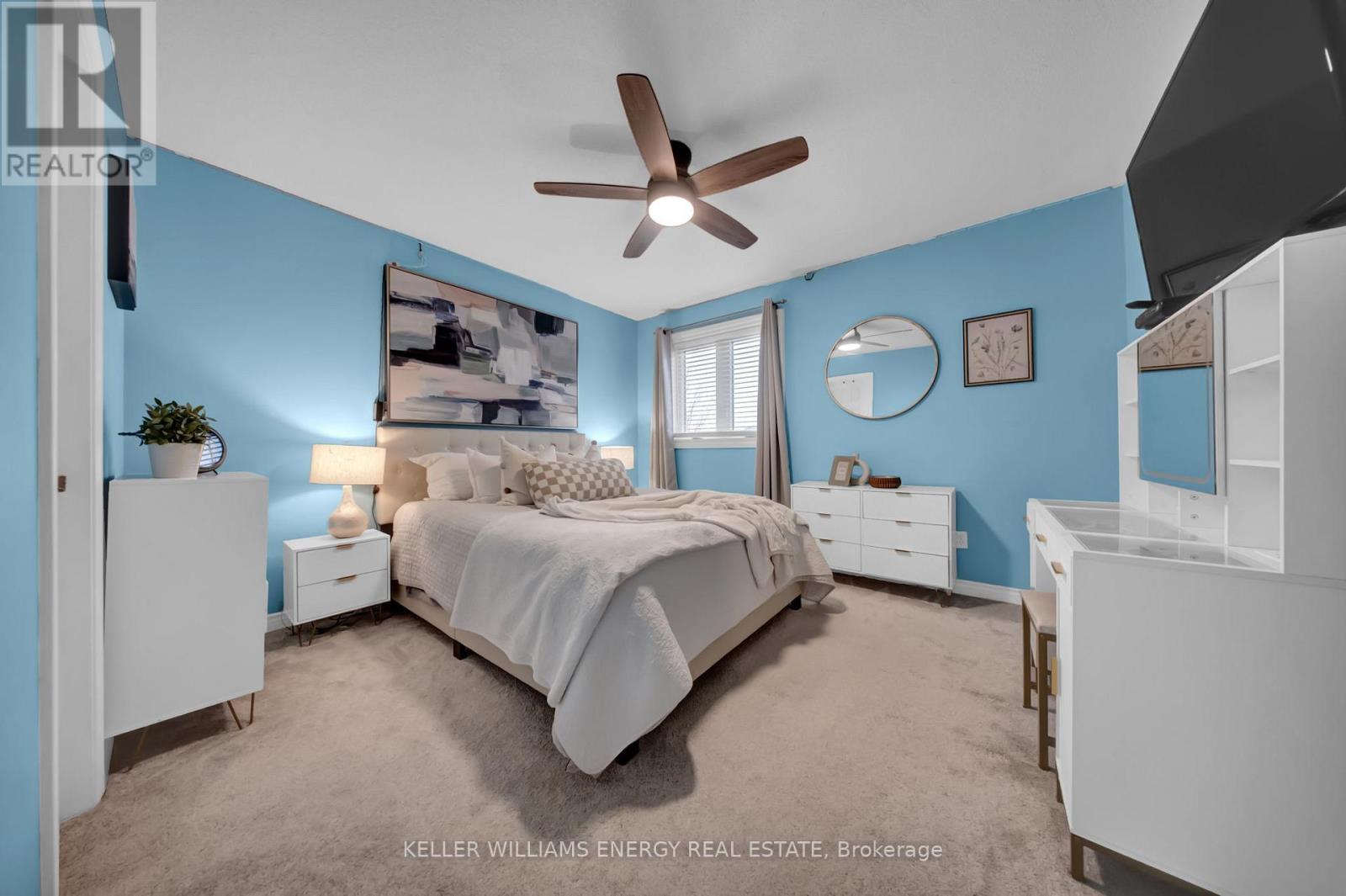 20 HEARTHSTONE CRESCENT,Clarington (Courtice),,