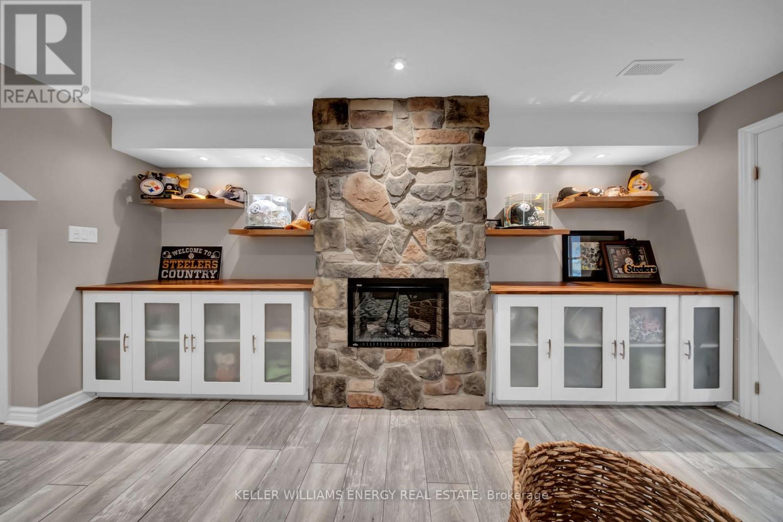 20 HEARTHSTONE CRESCENT,Clarington (Courtice),,