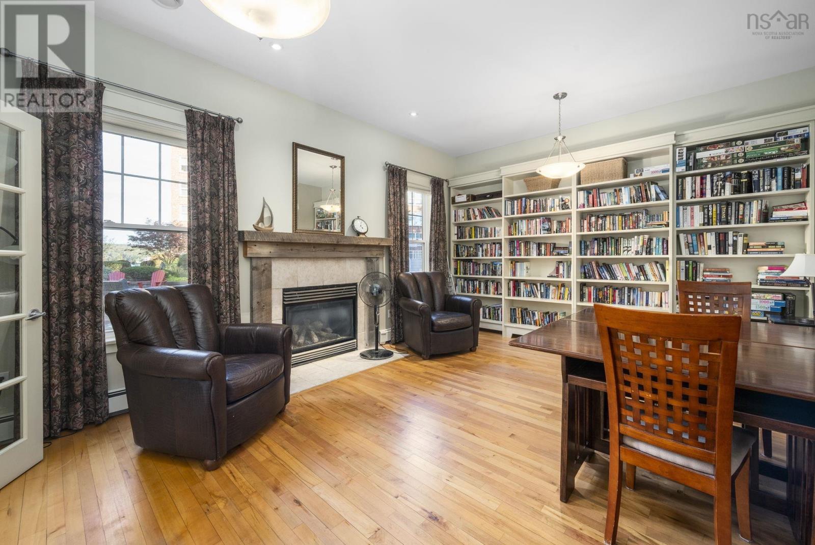 Property 6 of 48 of 106 99 Waterfront Drive