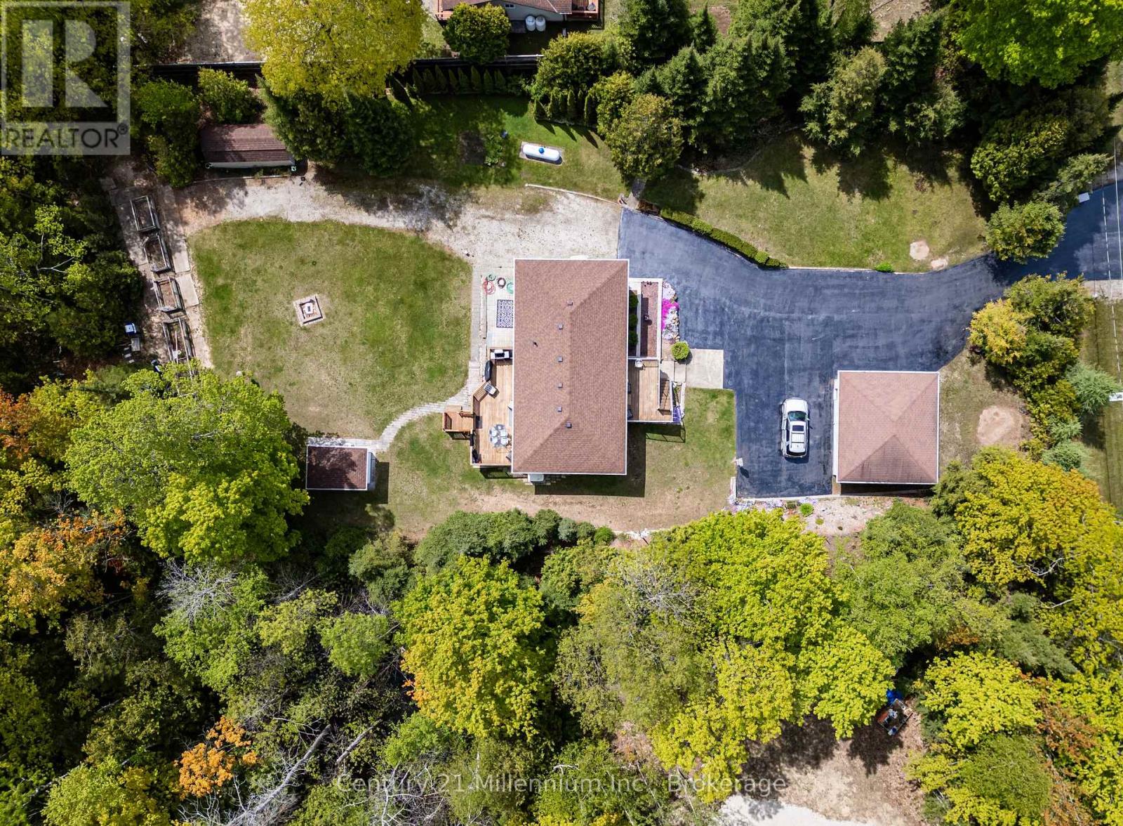 31 HEMLOCK ROAD - 41