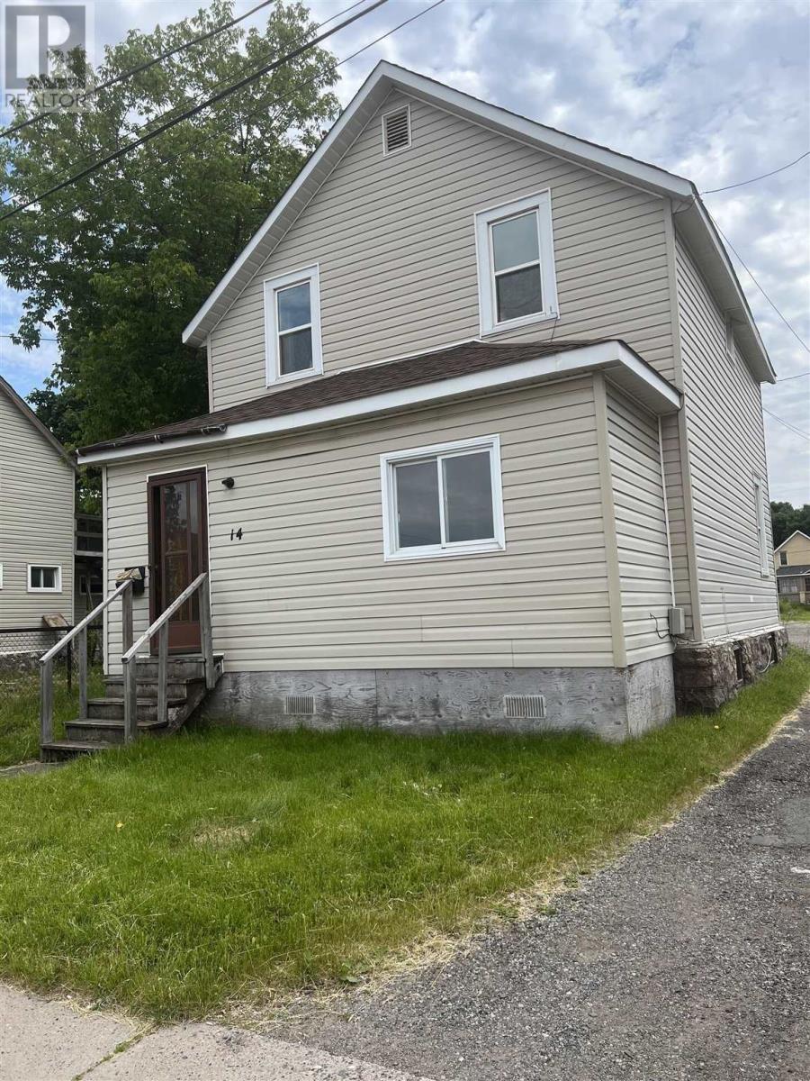 14 Blucher ST