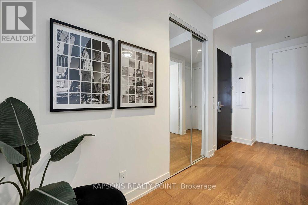 #6512 7 GRENVILLE STREET - 5
