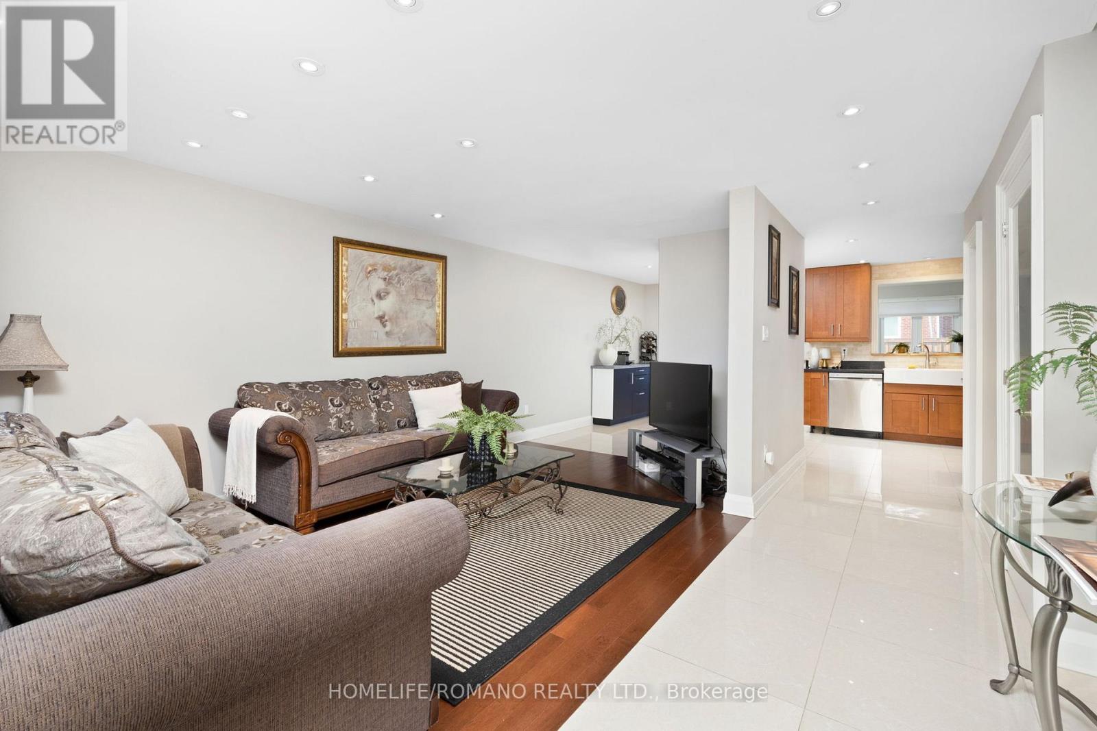 36 BROUGHAM DRIVE - 10