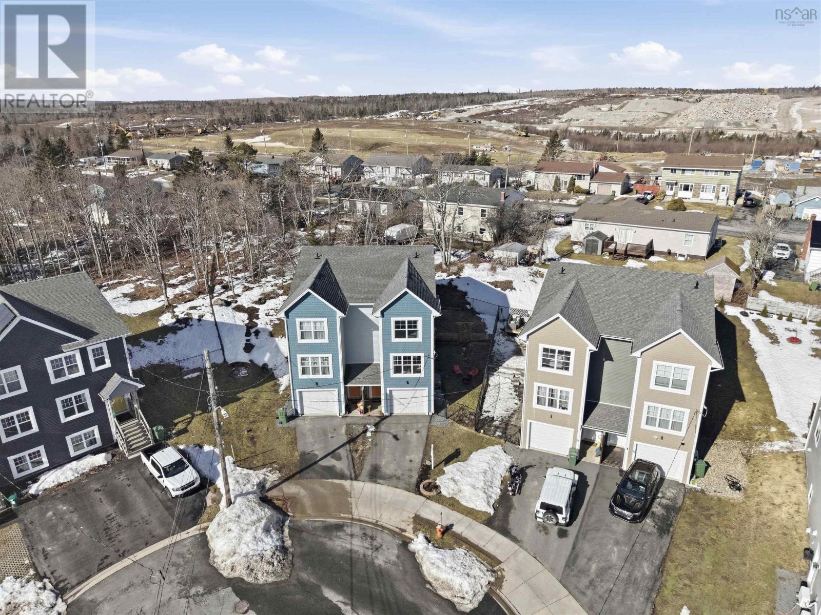 Property 18 of 48 of 27 Trout Run