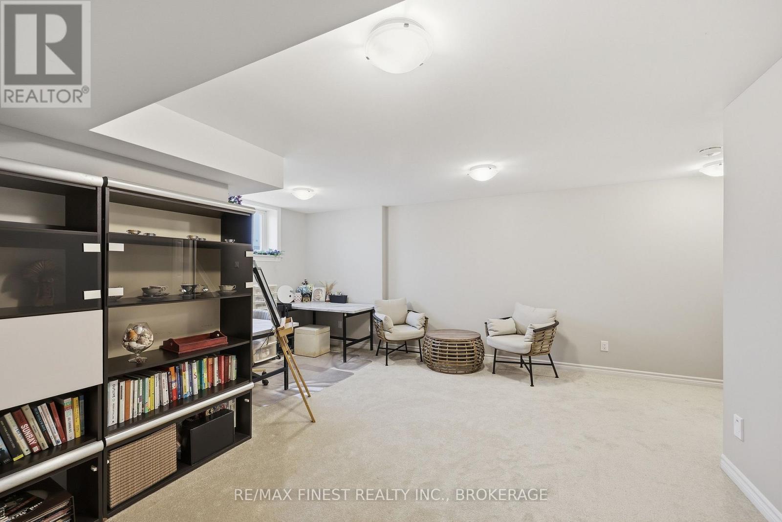 1685 TENLEY DRIVE — photo 38