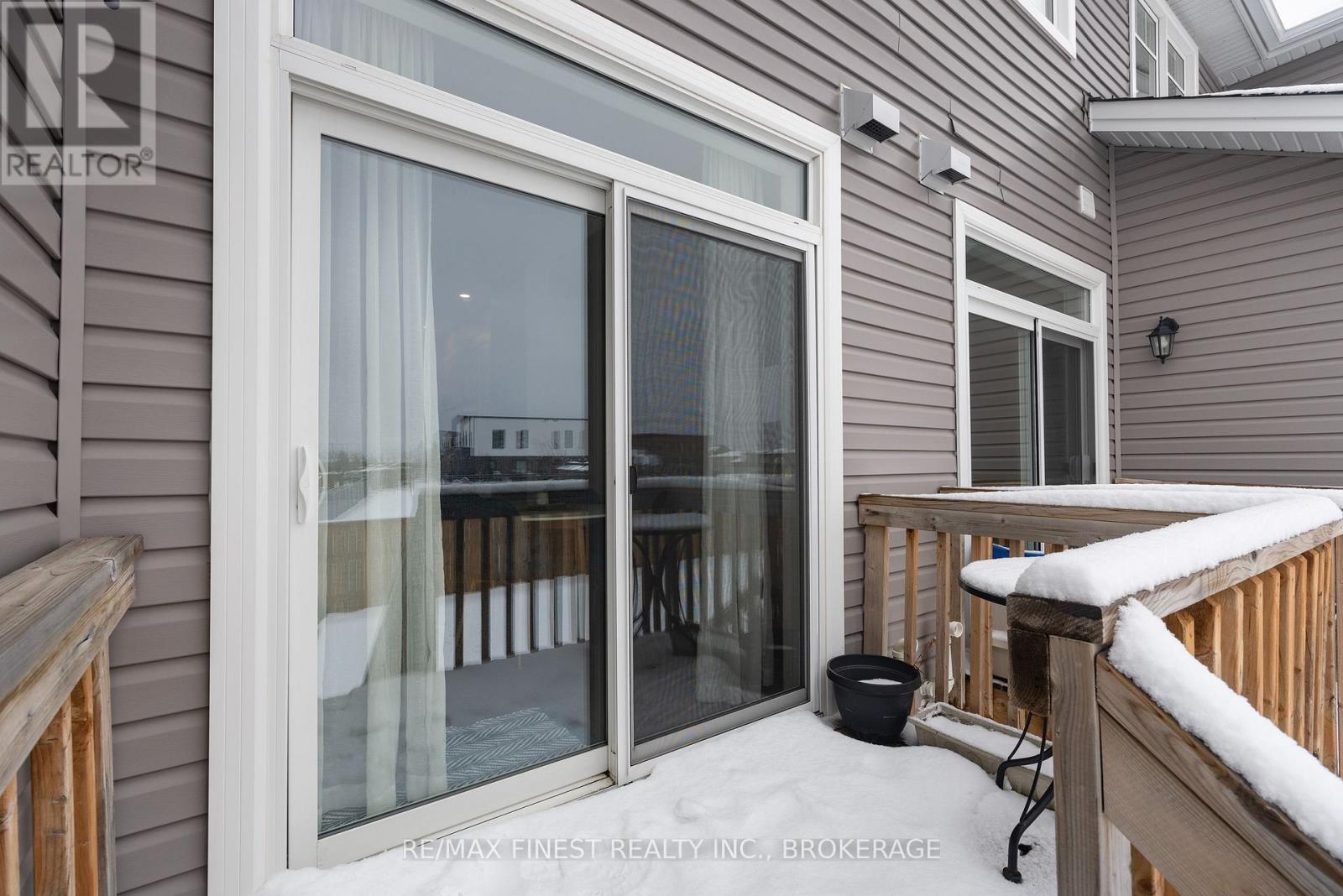 1685 TENLEY DRIVE — photo 39