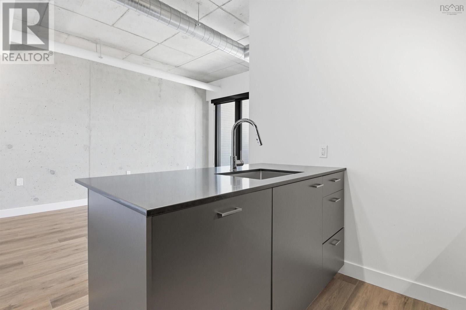 Property 7 of 39 of 707 5511 Bilby Street