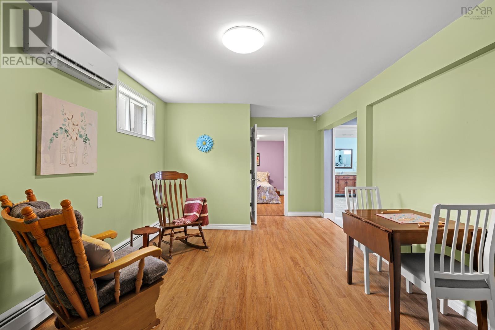 Property 7 of 34 of 31 Elaine Avenue