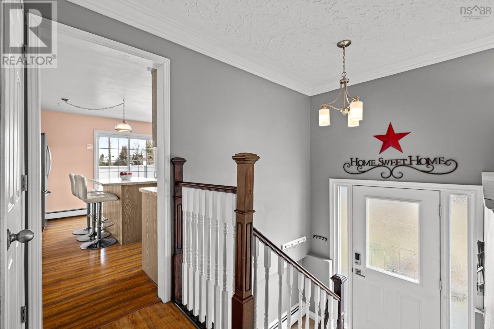 Property 20 of 34 of 31 Elaine Avenue