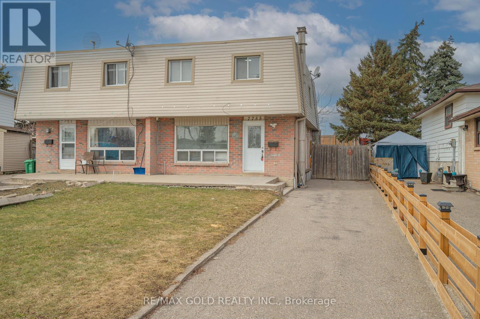7755 PRIORY CRESCENT - 1