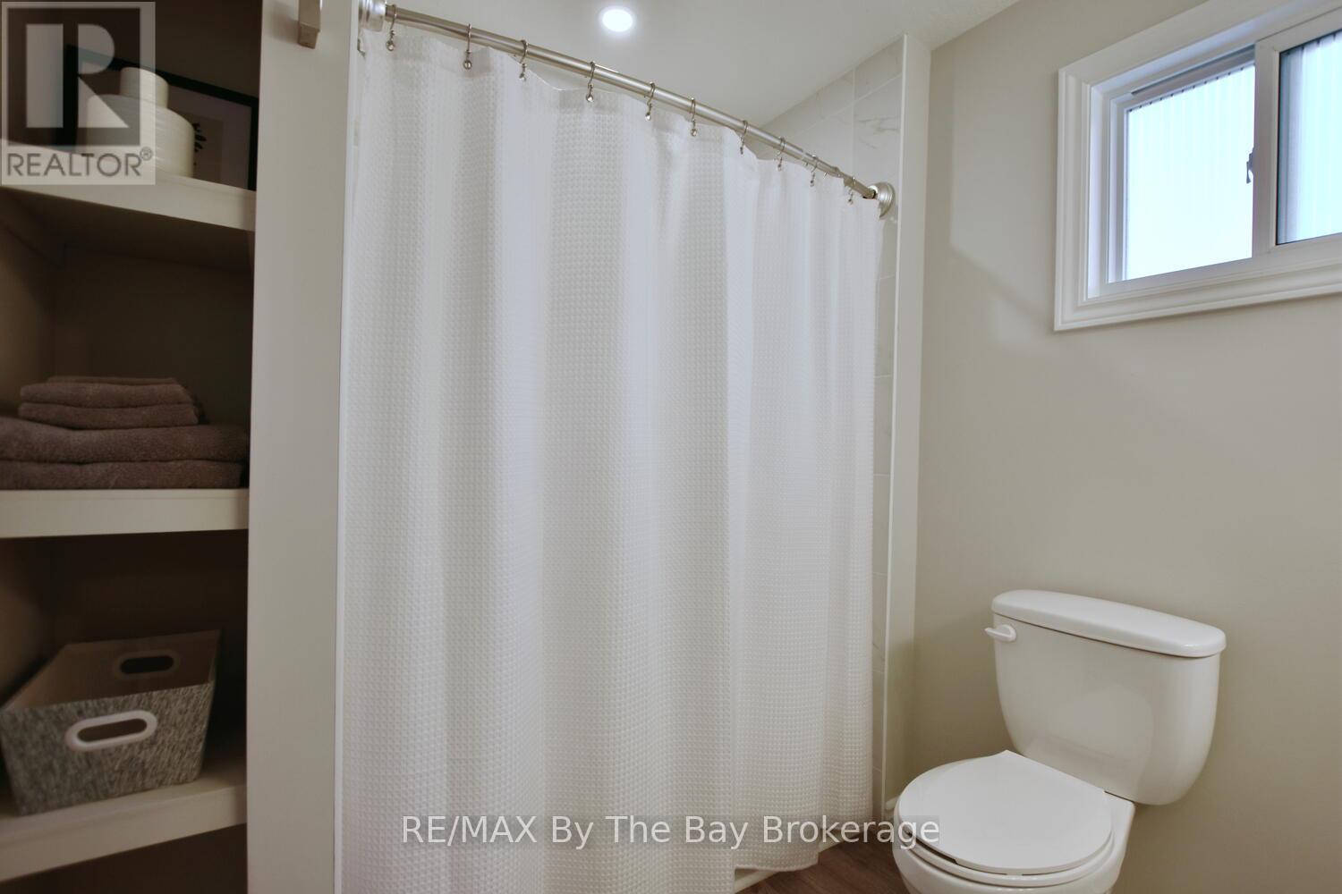 Main Washroom