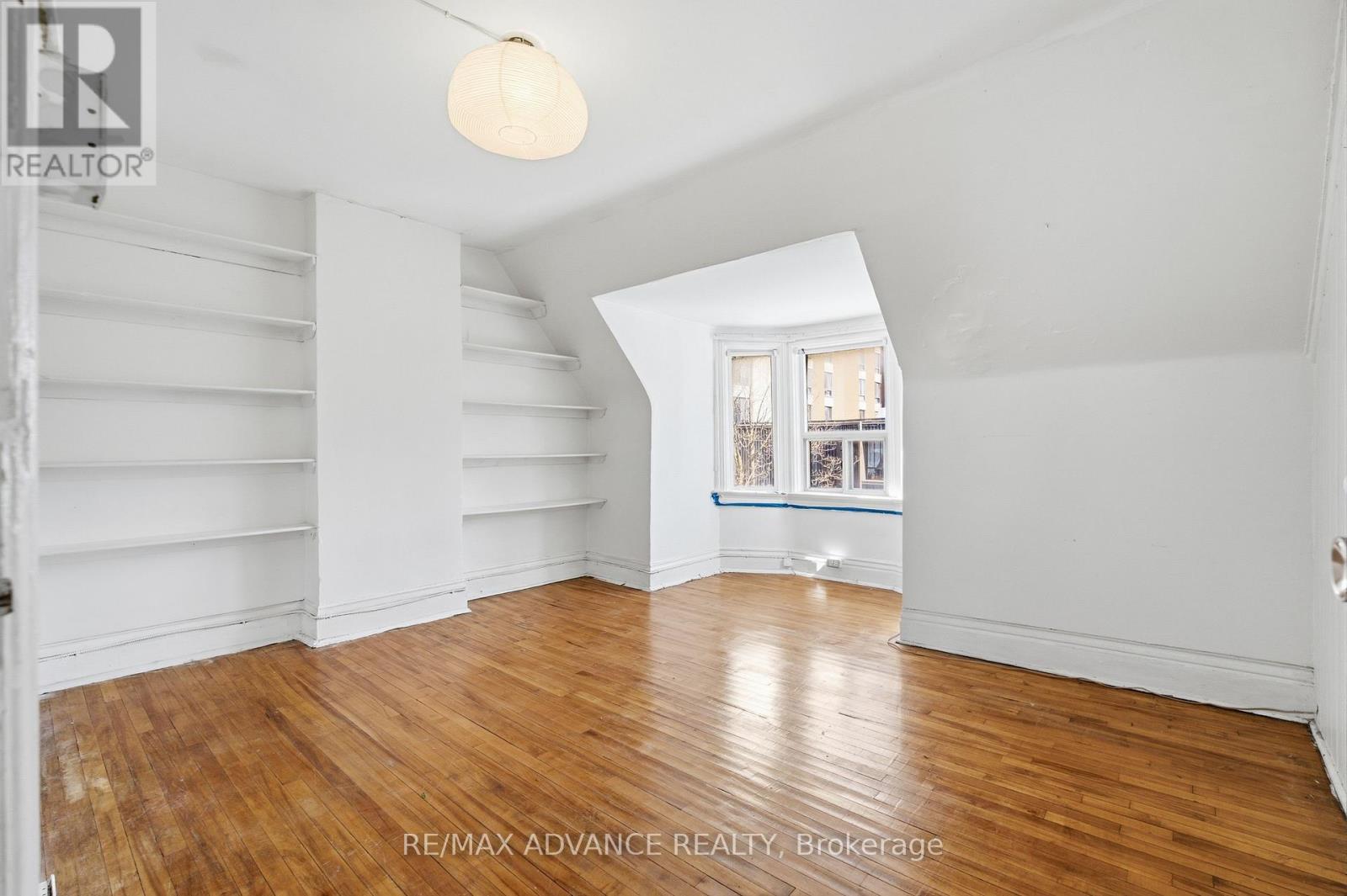 82A AUGUSTA AVENUE,Toronto (Kensington-Chinatown),,