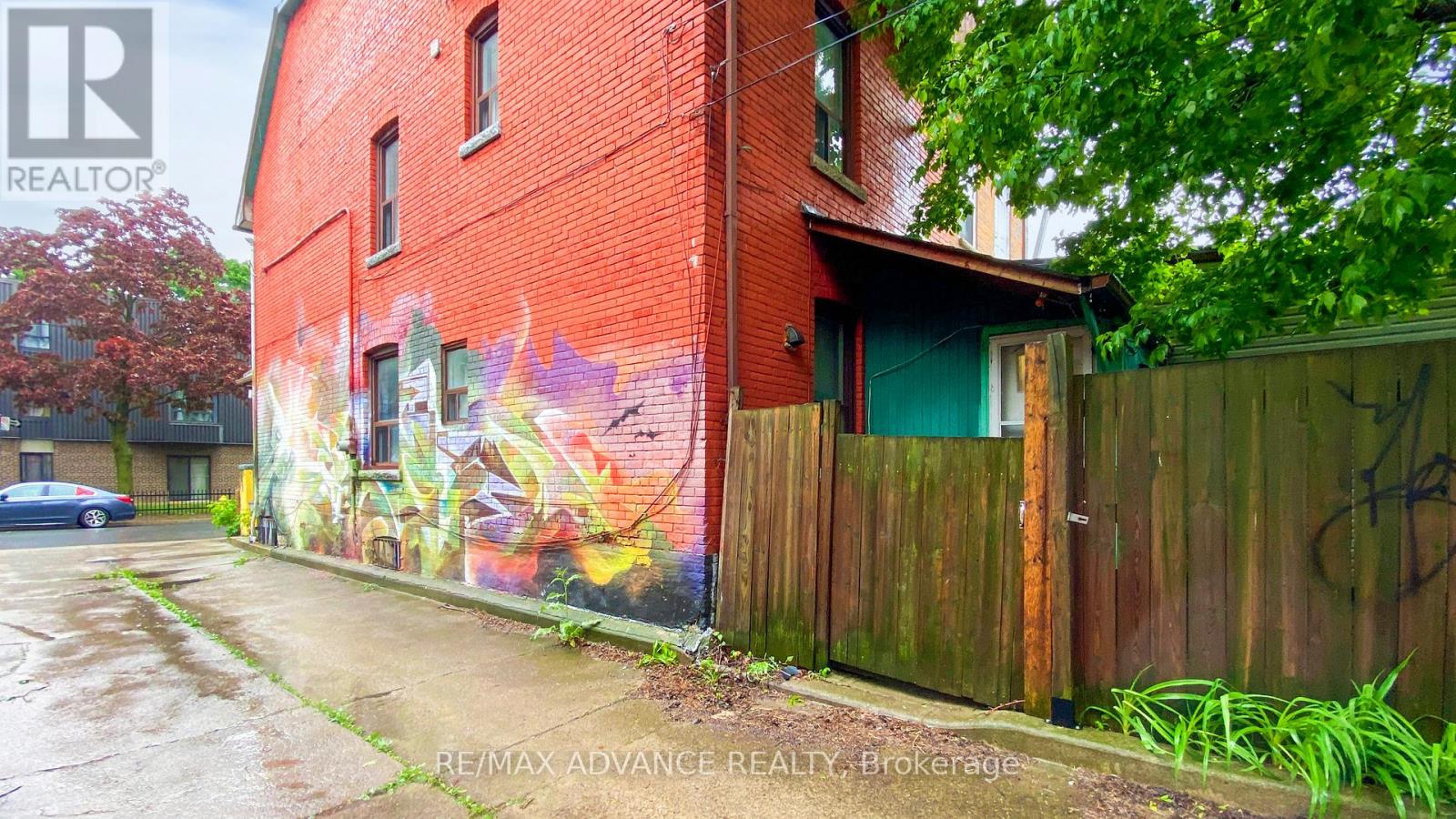 82A AUGUSTA AVENUE - 49