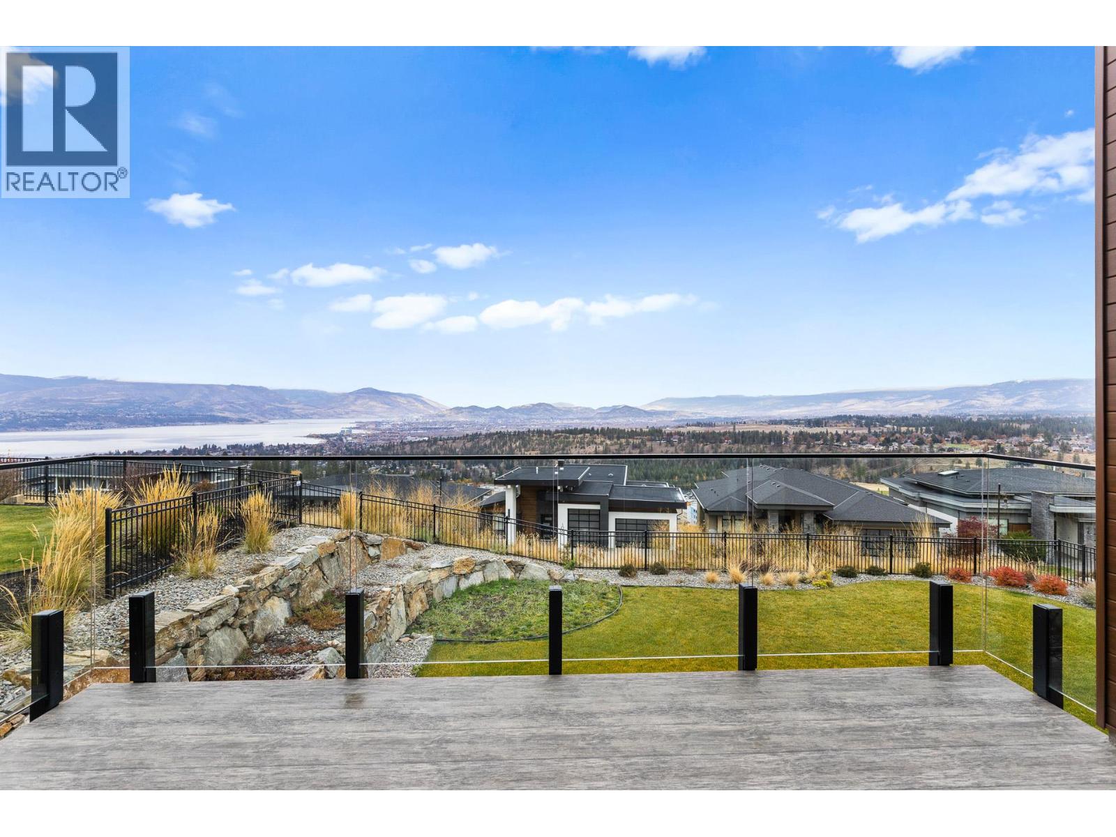 1068 Clarance Avenue, Kelowna