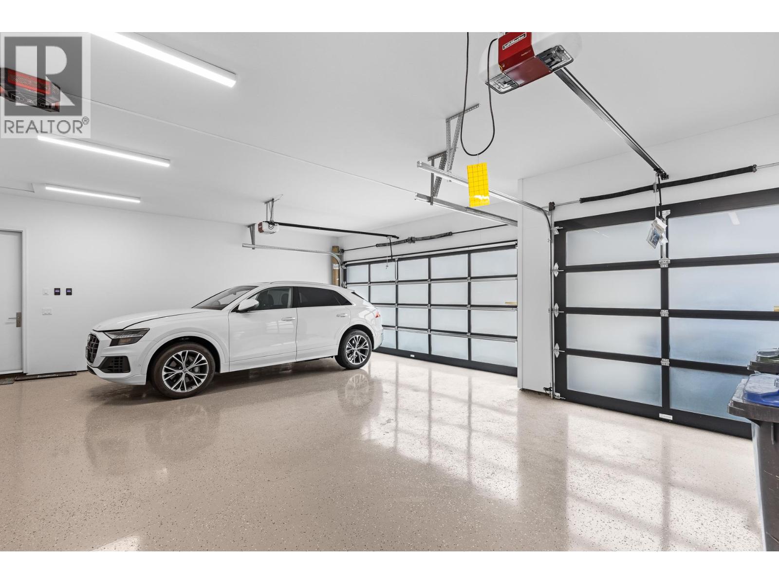 1068 Clarance Avenue, Kelowna