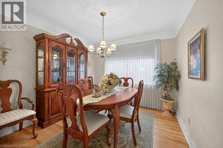 9 DALEVIEW COURT - 13