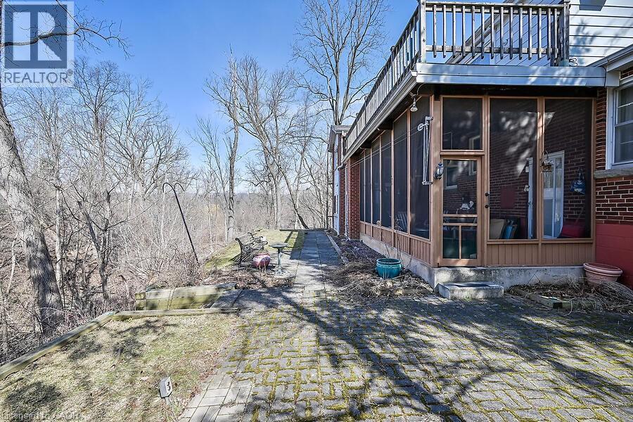9 DALEVIEW COURT - 44