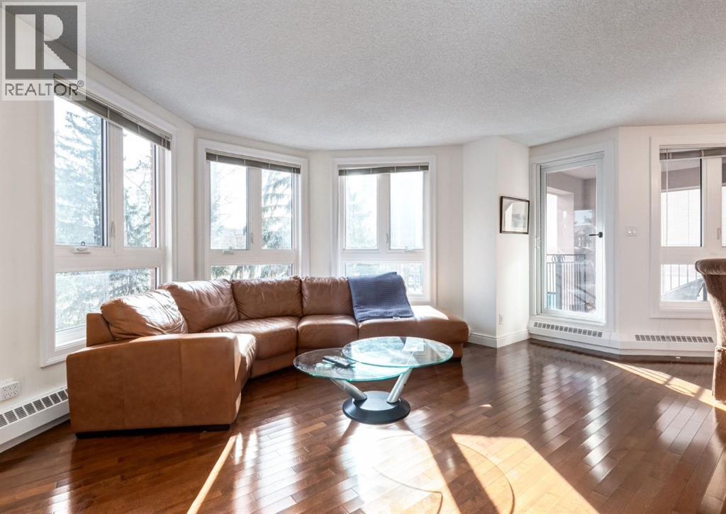 Single Family House for Sale in   Eau Claire Avenue SW Eau Claire Calgary 