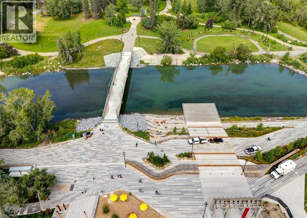 Single Family House for Sale in   Eau Claire Avenue SW Eau Claire Calgary 