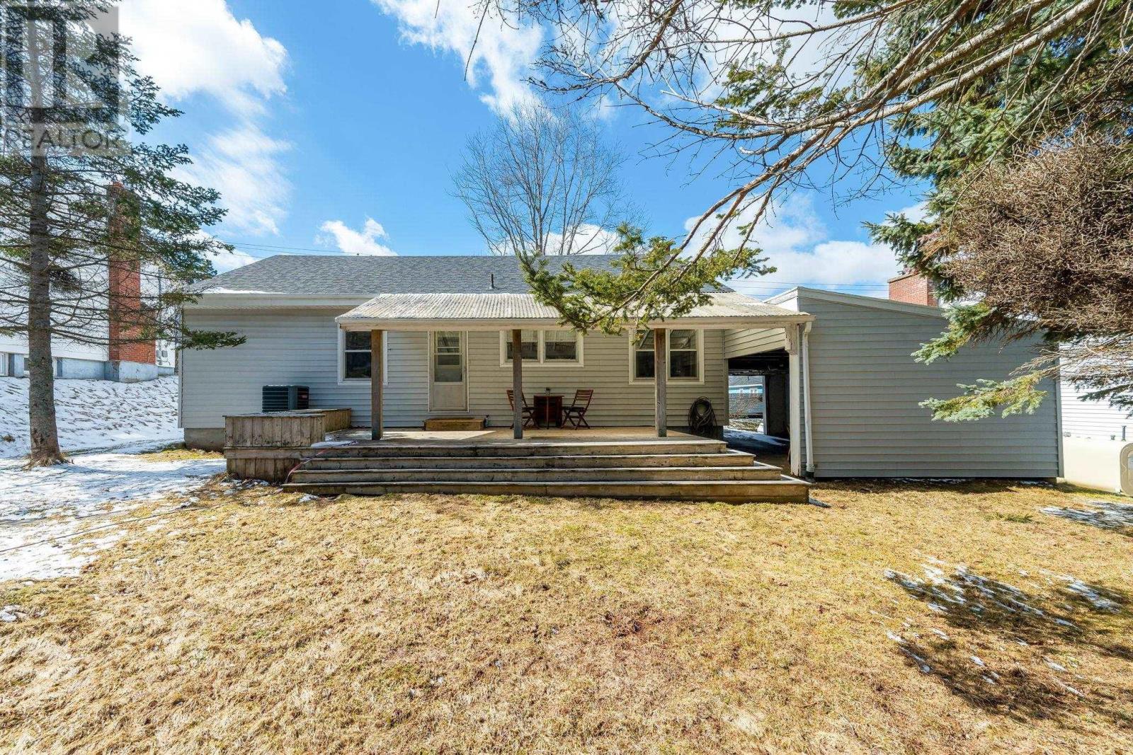 Property 30 of 36 of 197 PLEASANT Street