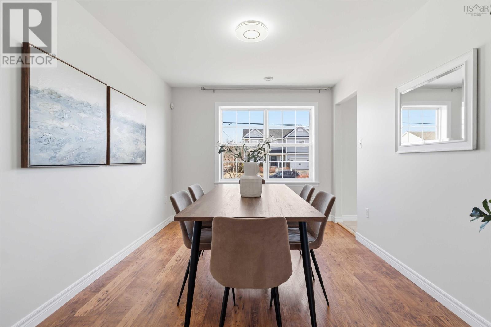 Property 22 of 43 of 38 Pearl Drive