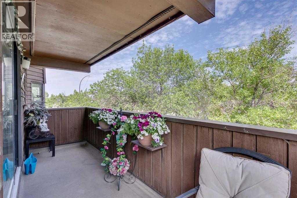 Single Family House for Sale in   Fairmount Drive SE Acadia Calgary 